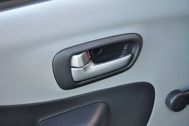 2013款铃木奥拓1.0L手动实用型