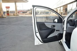 2013款铃木奥拓1.0L手动实用型