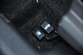 2013款铃木奥拓1.0L手动实用型