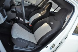 2013款铃木奥拓1.0L手动实用型