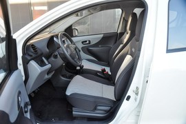 2013款铃木奥拓1.0L手动实用型