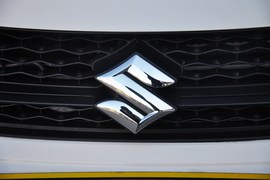 2013款铃木奥拓1.0L手动实用型