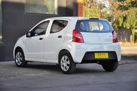 2013款铃木奥拓1.0L手动实用型