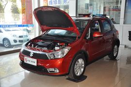 2013款铃木天语SX4酷锐1.6L自动灵动型