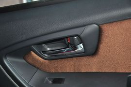 2013款铃木天语SX4酷锐1.6L自动灵动型