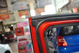 2013款铃木天语SX4酷锐1.6L自动灵动型