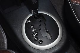 2013款铃木天语SX4酷锐1.6L自动灵动型