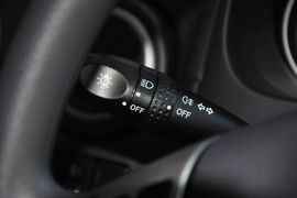 2013款铃木天语SX4酷锐1.6L自动灵动型