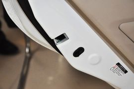 2013款比亚迪速锐1.5TID手自一体豪华型