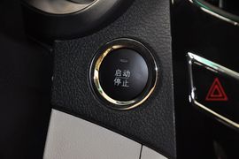 2013款比亚迪速锐1.5TID手自一体豪华型