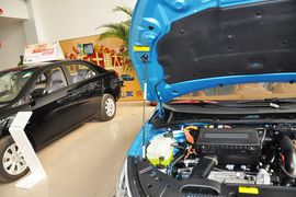 2014款比亚迪秦1.5T旗舰型