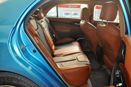 2014款比亚迪秦1.5T旗舰型