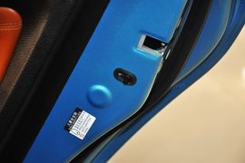 2014款比亚迪秦1.5T旗舰型