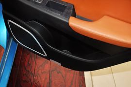 2014款比亚迪秦1.5T旗舰型