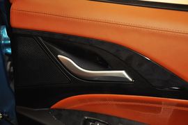 2014款比亚迪秦1.5T旗舰型