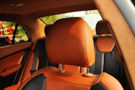 2014款比亚迪秦1.5T旗舰型