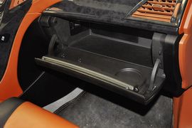 2014款比亚迪秦1.5T旗舰型