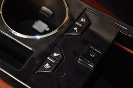 2014款比亚迪秦1.5T旗舰型