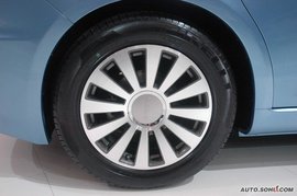 帝豪EV825