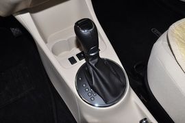2014款斯柯达晶锐1.4L手自一体晶灵版