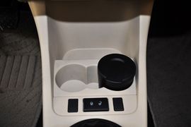 2014款斯柯达晶锐1.4L手自一体晶灵版