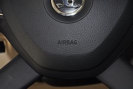 2014款斯柯达晶锐1.4L手自一体晶灵版