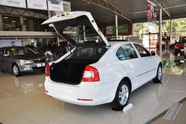 2014款斯柯达明锐1.6L手动逸俊版