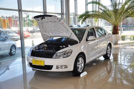 2014款斯柯达明锐1.6L手动逸俊版