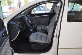 2014款斯柯达明锐1.6L手动逸俊版