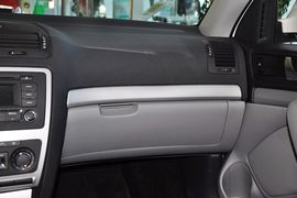 2014款斯柯达明锐1.6L手动逸俊版