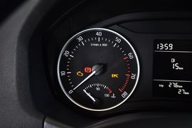 2014款斯柯达明锐1.6L手动逸俊版