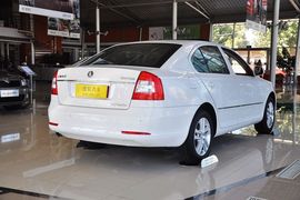 2014款斯柯达明锐1.6L手动逸俊版