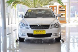 2014款斯柯达明锐1.6L手动逸俊版