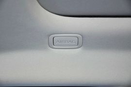 2013款路虎极光2.0T