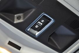 2013款路虎极光2.0T