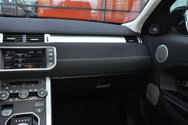2013款路虎极光2.0T