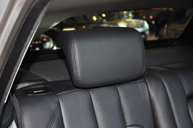 2013款路虎揽胜极光2.0T