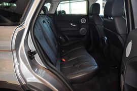 2013款路虎揽胜极光2.0T