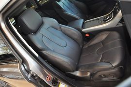 2013款路虎揽胜极光2.0T
