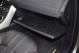 2013款路虎揽胜极光2.0T