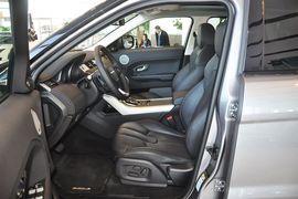 2013款路虎揽胜极光2.0T
