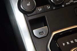 2013款路虎揽胜极光2.0T