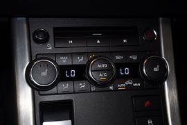 2013款路虎揽胜极光2.0T