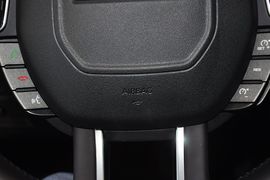 2013款路虎揽胜极光2.0T