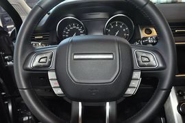 2013款路虎揽胜极光2.0T