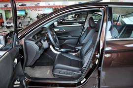 2014款本田雅阁2.0EX豪华版