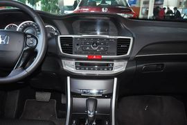2014款本田雅阁2.0EX豪华版