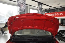 2010款现代瑞纳三厢1.4GL手动标准型