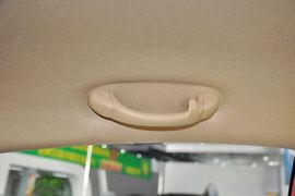 2010款现代瑞纳三厢1.4GL手动标准型