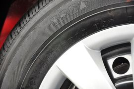 2010款现代瑞纳三厢1.4GL手动标准型